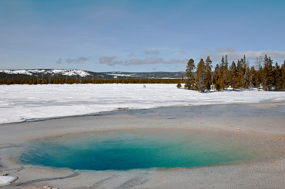 Winter at the geyser basin