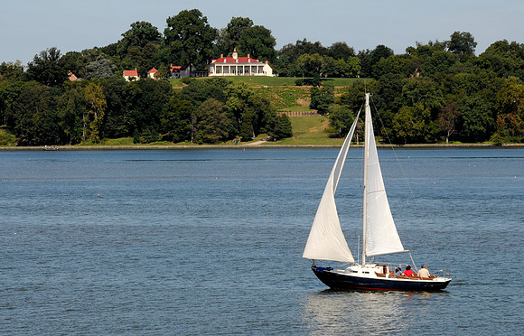 Sailing past Mount Vernon